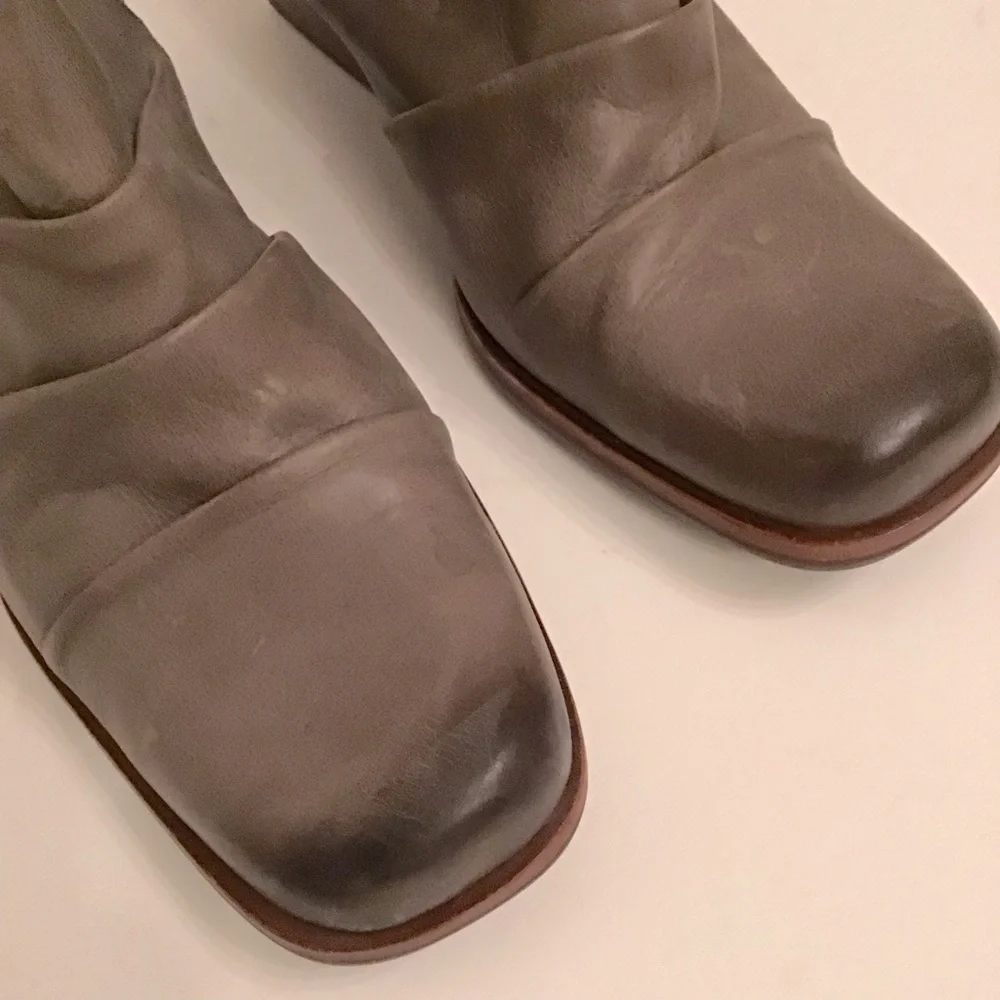 KORK-EASE, Women’s Kissel Taupe Ruched Leather Bootie Block Heel Ankle Boot Sz 8